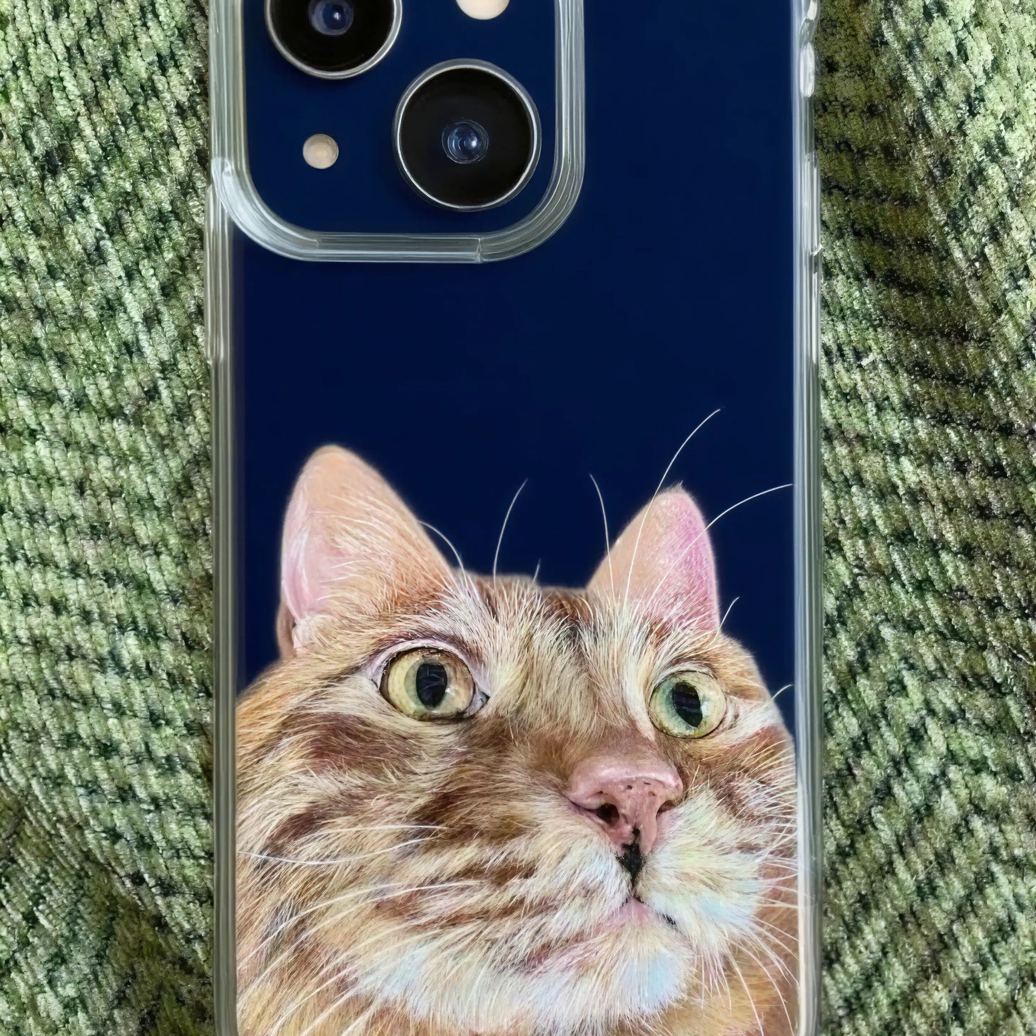 Customized Cat Phone Case (2025 Guide): Hand-Painted Oil Portrait by PetDecorArt