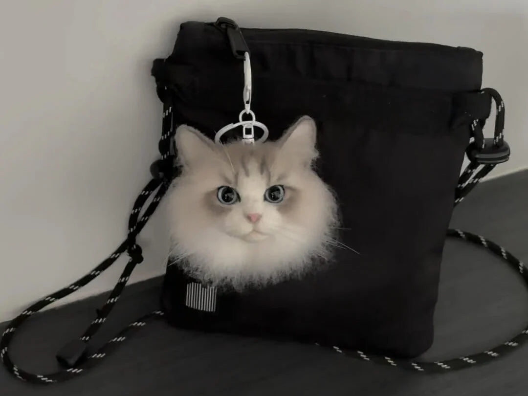 The Perfect Travel Companion: Mini Pet Keepsakes on the Go
