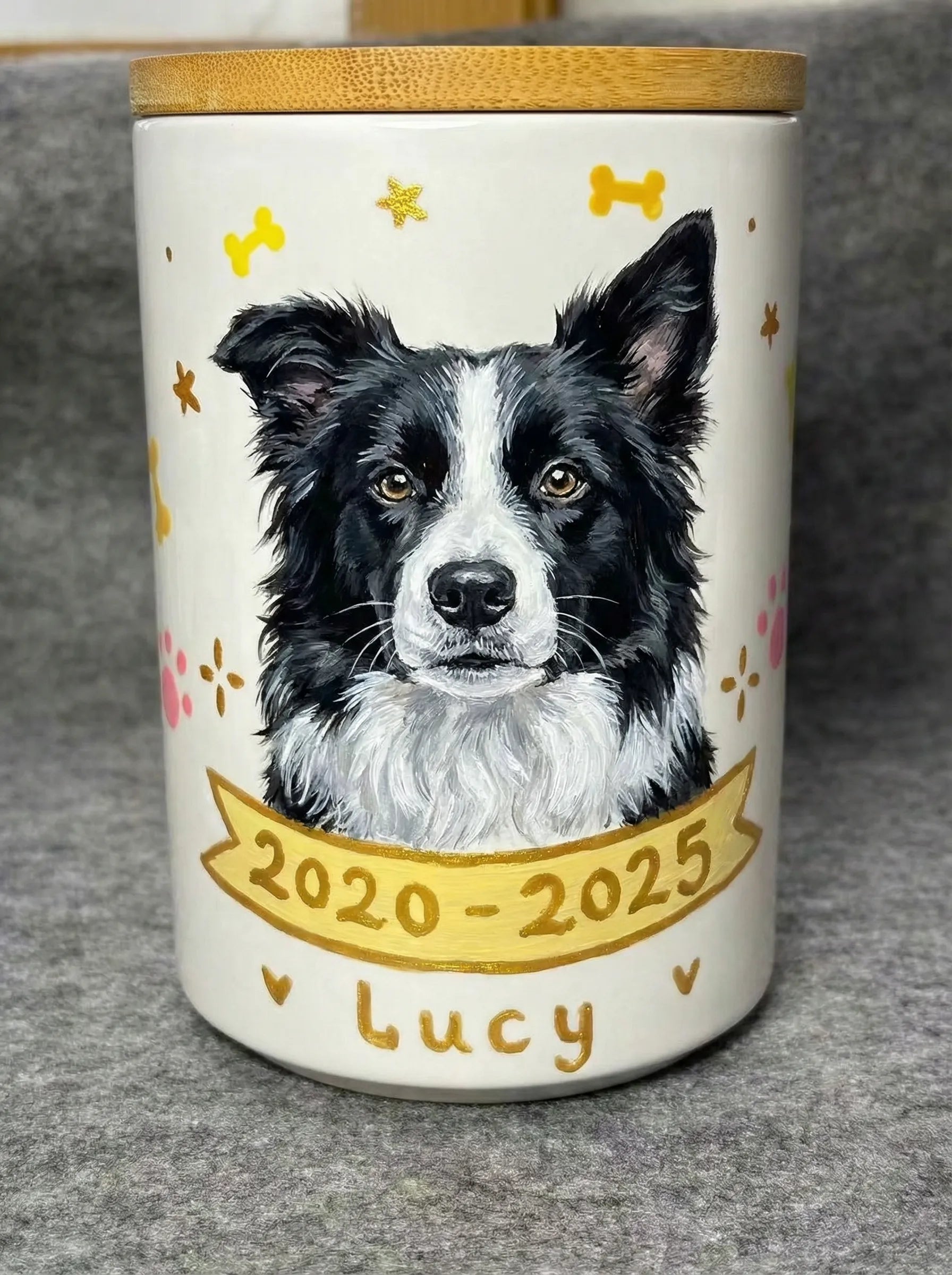 Bamboo Lid Urn – Customized Ceramic Pet Urn with Hand-Painted Pet Portrait (Up to 32kg)