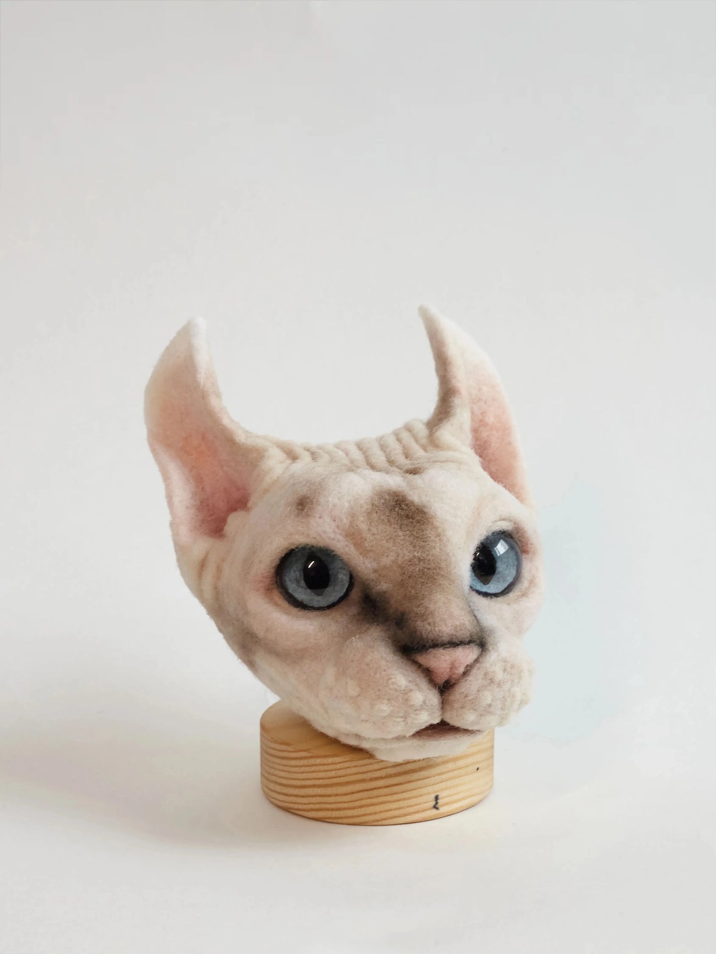 Custom 3D Wool Needle Felted Pet Portrait Brooch